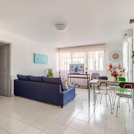 Daire Quiet - Les Maraichers - Terrace - Private Garage *