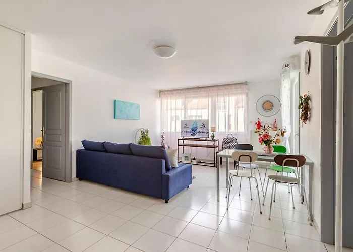 Apartamento Quiet - Les Maraichers - Terrace - Private Garage *