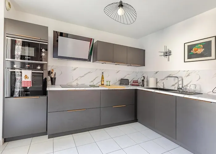 Quiet - Les Maraichers - Terrace - Private Garage Colmar