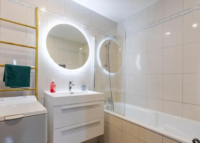 Apartment Quiet - Les Maraichers - Terrace - Private Garage